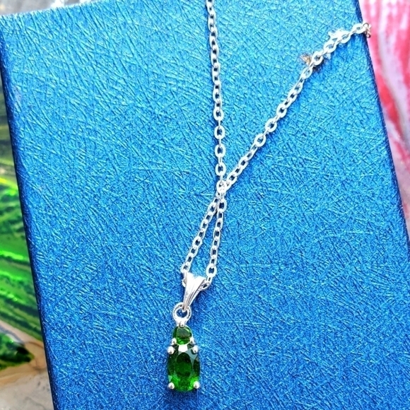 Djoy Jewelry - Chrome Diopside Platinum Over Sterling Silver Necklace